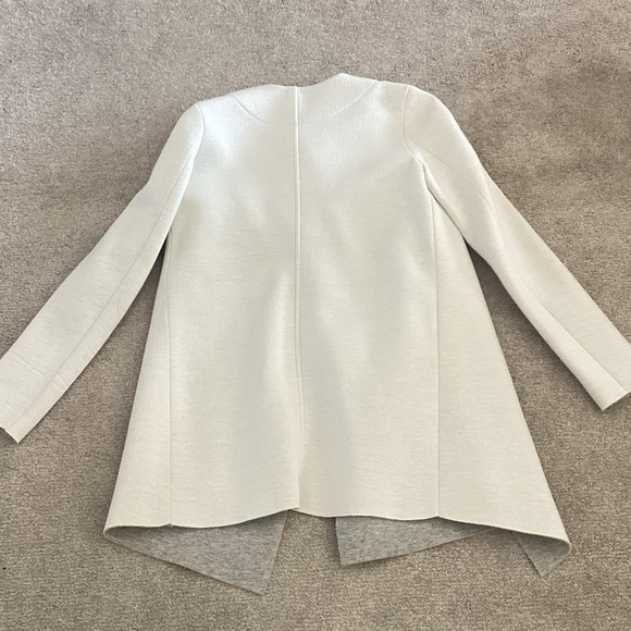 Imperial Elegant Cream Trench Coat small - Picture 5 of 5